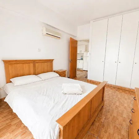 Apartament Iasis *